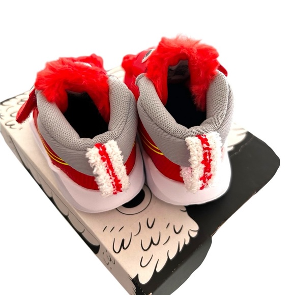 3c baby monster Nike Shoes NEW IN BOX - Picture 4 of 5